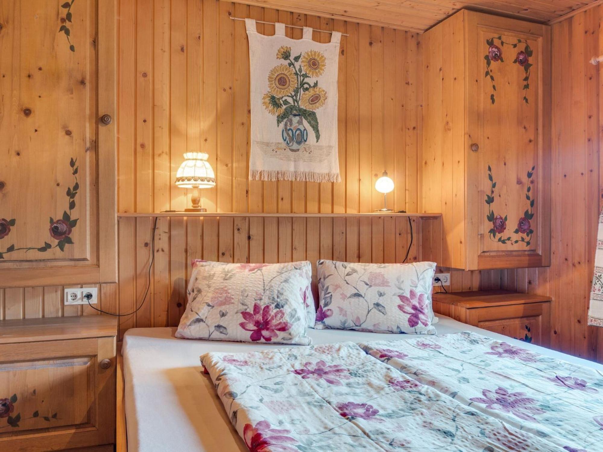 Chalet In Moertschach In Carinthia With Garden المظهر الخارجي الصورة